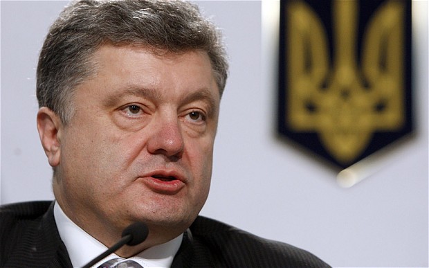 Когда армия выйдет из подчинения Порошенко?
