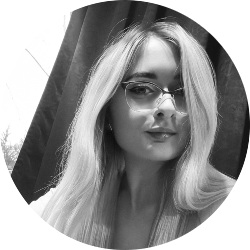 Юлиана ШАПОВАЛОВА