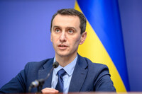 МОЗ будет допускать всех врачей к больным коронавирусом