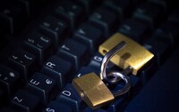 Полиция прекратила работу Telegram-канала, который распространял данные украинцев