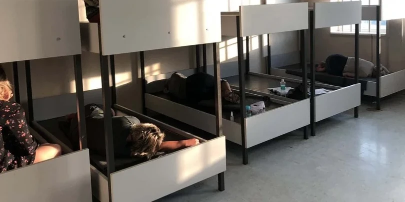 В аэропорту Афин задержали 17 украинцев