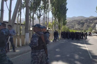 Обстрелы и конфликт на границе Кыргызстана и Таджикистана: среди раненых мэр города