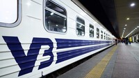 Из-за непогоды задерживается ряд поездов: список УЗ