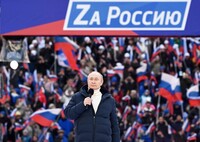 Путин не сильно зависит от общественного мнения в вопросе войны, а народное восстание ему не грозит – CNN