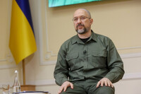 Минимальная зарплата с декабря вырастет до 6700 гривен – Шмыгаль
