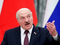 «Никого не убиваем»: Лукашенко признал участие Беларуси в войне против Украины