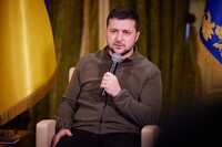 Зеленский прокомментировал ситуацию в Бахмуте