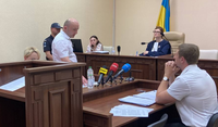 Суд решил не менять меру пресечения судье, который сбил нацгвардейца на блокпосту