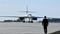 Поразили не только бомбардировщик: ГУР атаковало НПЗ и три военных аэродрома рф