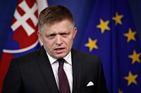 Фицо заявил о «нацистах» в Украине, в МИД ответили