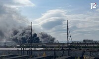 В российском Омске горит танковый завод
