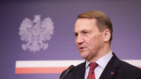 Польша все же выделит средства на снаряды для Украины: Сикорский назвал сумму
