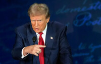 «Слишком поздно»: Трамп отказался от повторных дебатов с Харрис