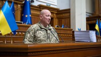 Экс-командующий Объединенными силами Содоль уволился из ВСУ – нардеп