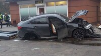 В Хмельницком объявили подозрение водителю, который пъяным въехал в остановку