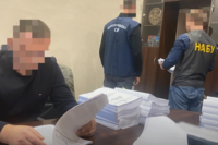 В коррупции разоблачили двух чиновников Командования Сил логистики ВСУ