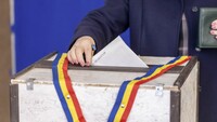 Конституционный суд Румынии признал результаты первого тура выборов президента