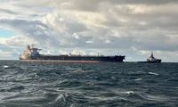 Десятки нефтяных танкеров бросили якорь после последних санкций США против россии – Reuters
