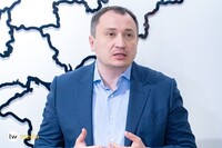 Экс-министр Сольский вернулся в Украину и сдал загранпаспорт