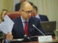 Яценюк просит Верховную Раду уволить Шевченко