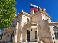 Возле российского консульства в Марселе произошел взрыв