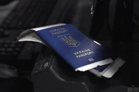 Больше 500 мужчин, которые выехали по письмам Минкульта, не вернулись в Украину в 2024 году