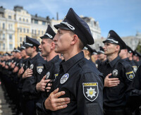 Новые патрульные полицейские присягнули Украине и уже сегодня выйдут на улицы Киева
