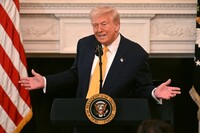 Трамп решил удвоить пошлины на сталь и алюминий из Канады