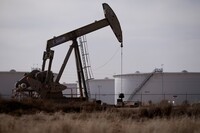 Цена нефти Brent опустилась ниже 60 долларов за баррель