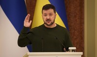 Зеленский заверил, что Украина не признает юридически российскую оккупацию Крыма
