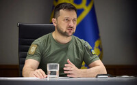 В Крыму уничтожен еще один российский самолет – Зеленский