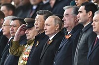 Путин на параде к 9 мая почти не говорил о войне против Украины и не угрожал Западу