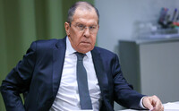 Лавров заявил, что проводить мирные переговоры в Ватикане «не элегантно»