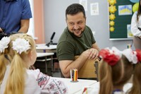 Зеленский перенес День защиты детей на другую дату