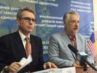 США помогут Жебривскому провести выборы и наладить логистику на Донетчине
