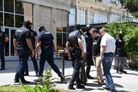 В Азербайджане задержали двух агентов ФСБ, работавших на российских пропагандистов