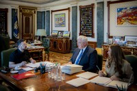 Зеленский назначил 16 новых послов Украины