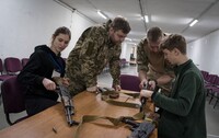 Зеленский подписал закон об обязательной военной подготовке студентов-медиков