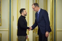 Зеленский в разговоре с Мерцом назвал три формата мирных переговоров