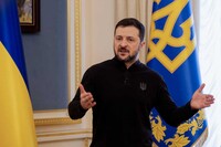 Зеленский заявил о продвижении подразделений ВСУ на Сумщине и Луганщине