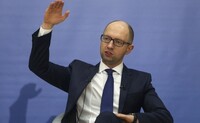 Минэнерго и АМКУ проверят цены на заправках в связи с падением цен на нефть