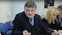 Люстрированный чиновник Госкино хочет получить миллион за вынужденный прогул, решение обжалуют