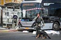 В Иерусалиме террористы расстреляли пассажиров автобуса: есть жертвы и много раненых