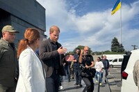 Принц Гарри во время визита в Киев встретился с украинскими ветеранами