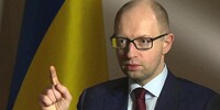 Яценюк требует пожизненного заключения для убийцы нацгвардейца возле Рады