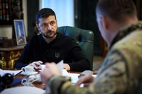 Российские войска получили приказ штурмовать позиции ВСУ любой ценой – Зеленский