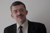 За время работы Гранатурова Николаев застроили киосками и потратили миллионы на ремонт дворов – эксперт
