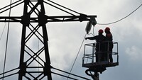Почти во всех регионах Украины применили аварийные отключения света