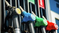 Топливный кризис в россии: лимит на продажу бензина начал действовать еще в трех регионах