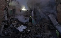 Оккупанты нанесли баллистический удар по Киеву: есть пострадавшие, поврежден детсад